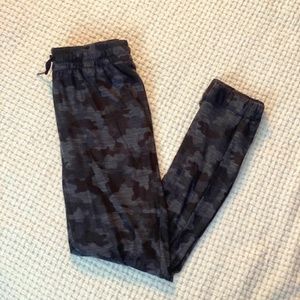 Kyodan Camo Joggers